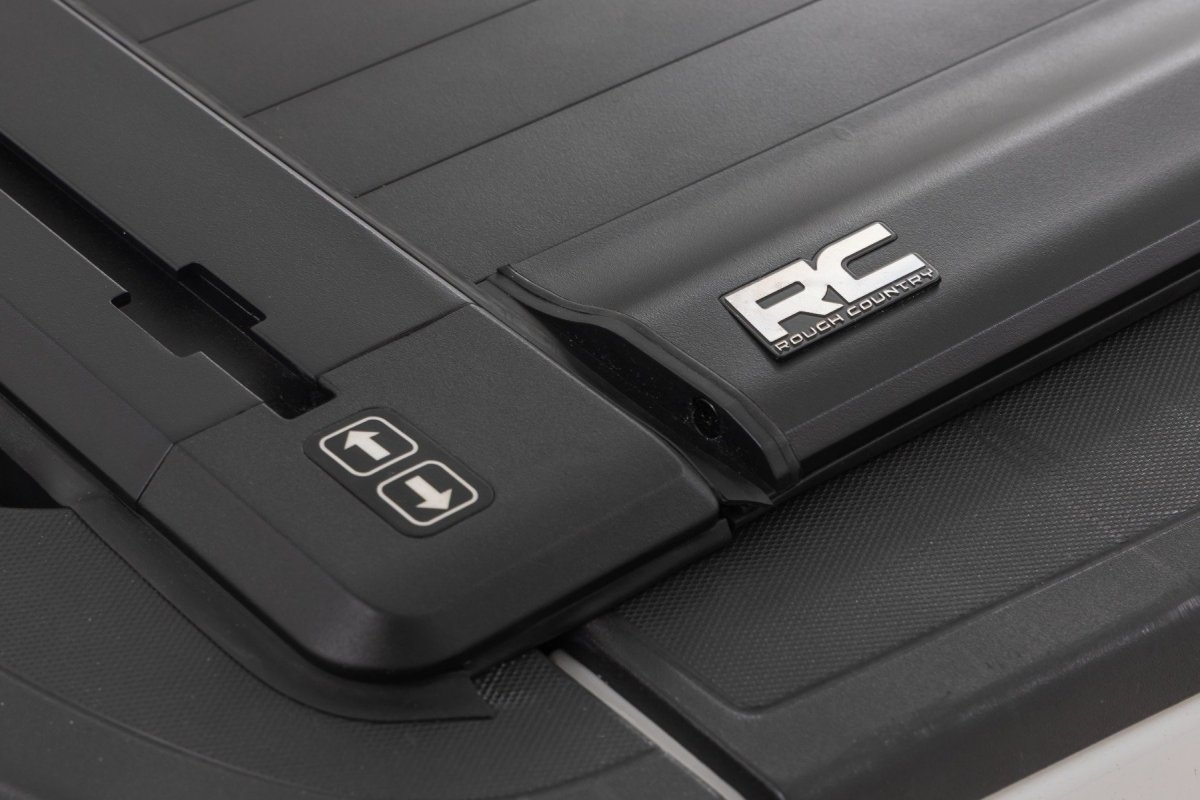 GMC 1500 Powered Bed Cover - Rough Country - Retractable - Matte Black - '14-'19